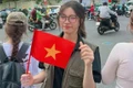 Những mầm xanh mọc lên từ đất bạc