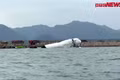 Nguyên nhân máy bay lao xuống biển gãy cánh ở Hong Kong