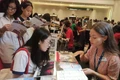 Mỹ tạm dừng phỏng vấn thị thực du học: Học sinh, phụ huynh hoang mang