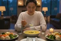 Ăn tối trước khi mặt trời lặn, bác sĩ chỉ ra 5 phần thưởng bất ngờ