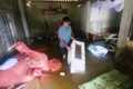 Lũ tràn về quá nhanh bà con không kịp trở tay