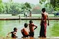 Nắng nóng 'bao phủ' nhiều khu vực
