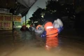 Mỗi giờ lũ xuống 6 cm, hàng ngàn ngôi nhà ở Huế vẫn ngập sâu