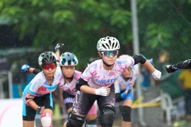 Tổ chức trình diễn patin nghệ thuật tại Phố đêm Chợ Nhỏ