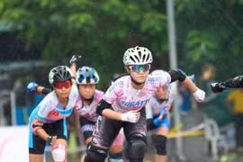 Tổ chức trình diễn patin nghệ thuật tại Phố đêm Chợ Nhỏ