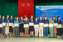 Chư Prông khen thưởng 30 tập thể có thành tích trong công tác Hội phụ nữ