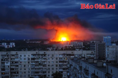 Tin thế giới 21h ngày 10-6: Bầu trời Kiev lại rực sáng bởi loạt UAV và tên lửa Nga