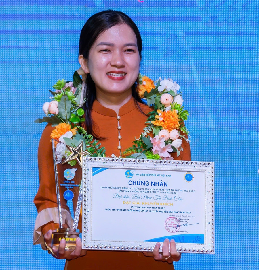 Chị Phan Thị Bích Cẩm là 1 trong 2 cá nhân ở tỉnh Gia Lai có dự án vào vòng chung kết cuộc thi. Ảnh: NVCC chi-phan-thi-bich-cam.jpg
