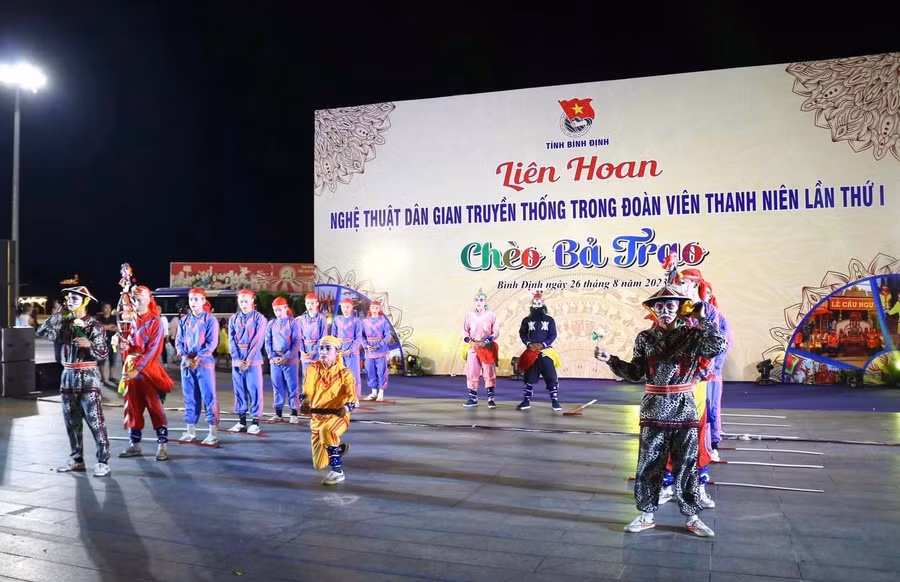 lien-hoan-cheo-ba-trao-duoc-tinh-doan-gia-lai-to-chuc-nham-bao-ton-nghe-thuat-dan-gian-truyen-thong-trong-doan-vien-thanh-nien.jpg