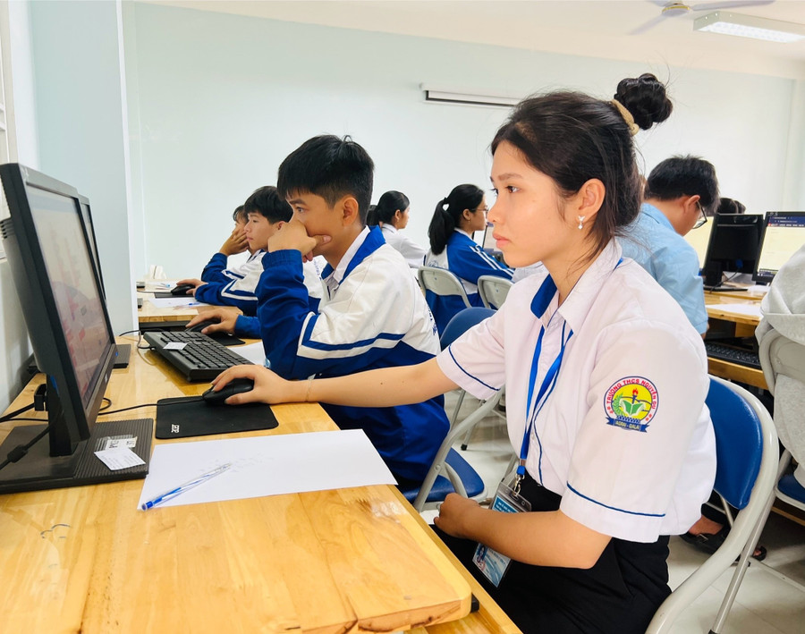 Hội thi Tin học trẻ tỉnh Gia Lai lần thứ XXIV đã tạo sân chơi bổ ích cho thanh thiếu nhi đam mê công nghệ. Ảnh: P.L f745840b9783b6497c4cc42dce0b8d6a.jpg