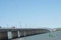 Cấm phương tiện lưu thông qua cầu Thị Nại 