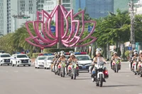 Lực lượng Cảnh sát giao thông xuất quân thực hiện nhiệm vụ. 