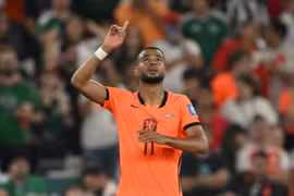 Tottenham nhắm Gakpo và Savinho để nâng cấp hàng công