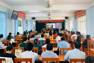 Tập huấn sử dụng tài liệu về “Phòng-chống bạo lực học đường, xâm hại trẻ em” năm 2024