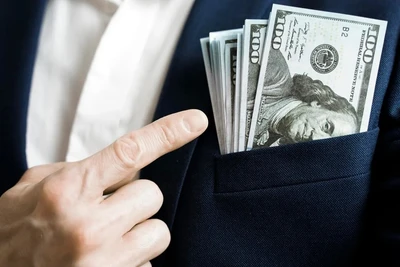 Hơn 680.000 người trên thế giới đã trở thành triệu phú mới vào năm 2024. (Ảnh: Getty)