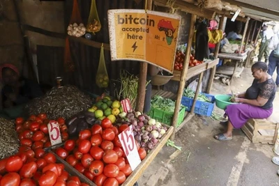Thanh toán bằng bitcoin được chấp nhận tại Kibera, Kenya. (Ảnh: Independent.co)