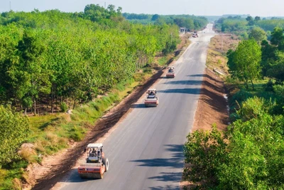 Đường Hồ Chí Minh kết nối các tỉnh phía Nam sẽ thông xe kỹ thuật vào dịp lễ 30-4