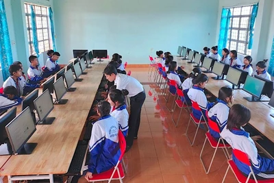 Gia Lai: Phấn đấu 100% học sinh từ cấp tiểu học được trang bị kiến thức, kỹ năng số