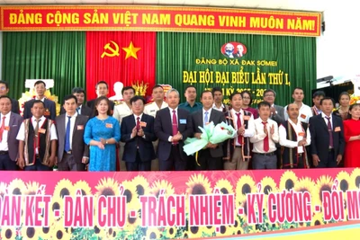 Đồng chí Trần Đức Phú giữ chức Bí thư Đảng ủy xã Đak Sơmei 