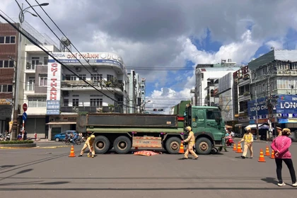 Vụ tai nạn đã khiến 1 nam giới đi xe máy tử vong