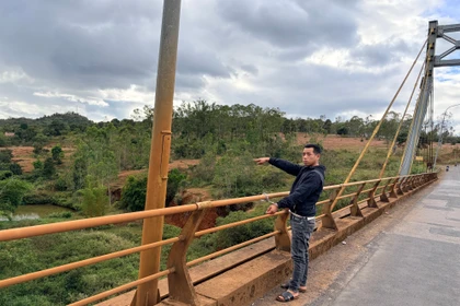 Gia Lai: Truy tìm hung khí giết người trong quán nhậu trên đường Hùng Vương