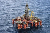 Mỹ công bố kế hoạch mở rộng khai thác dầu khí ngoài khơi trên diện tích khoảng 1,27 tỷ mẫu Anh