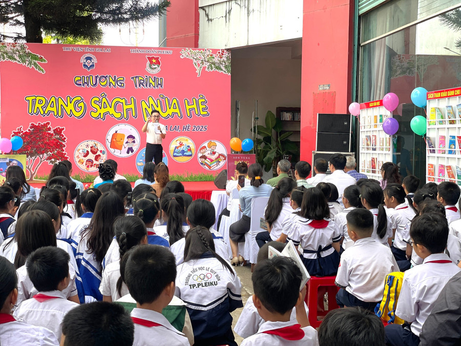 Chương trình thu hút sự tham gia của 400 học sinh trên địa bàn TP. Pleiku. Ảnh: Lam Nguyên 6233b0ba1d9da8c3f18c.jpg