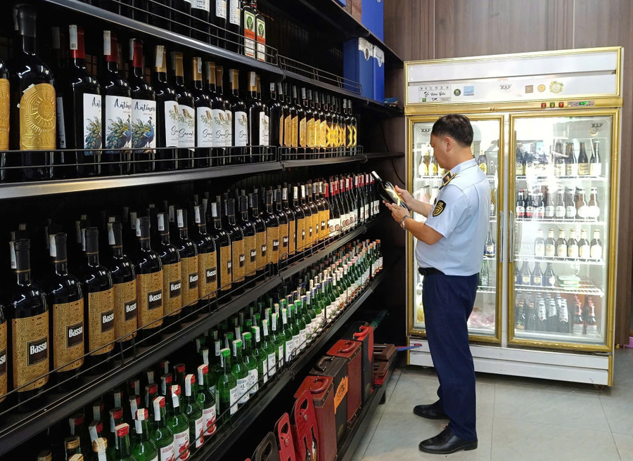 BCĐ 389 tỉnh thực hiện phân công đảm bảo nguyên tắc 6 rõ "rõ người, rõ việc, rõ thời gian, rõ trách nhiệm, rõ sản phẩm, rõ thẩm quyền”. Ảnh: P.V quan-ly-thi-truong-gia-lai.jpg