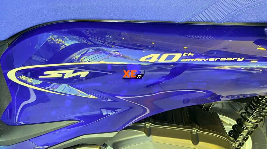 honda-gioi-thieu-phien-ban-ky-niem-40-nam-dong-xe-sh-mang-ten-sh125i-150i-40th-anniversary-9.jpg