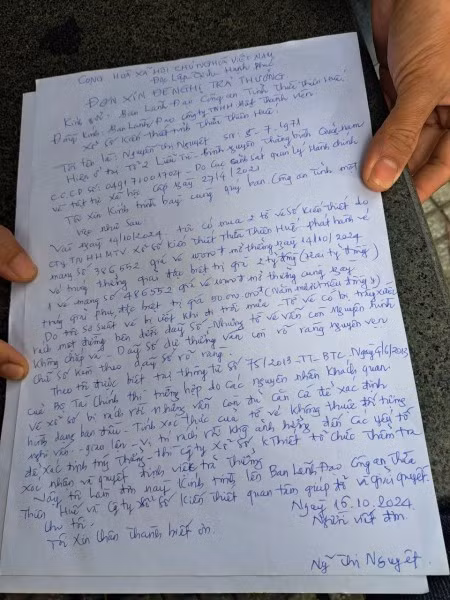 Đơn xin đề nghị trả thưởng bà Nguyệt gửi cho Công ty XSKT Thừa Thiên Huế và cơ quan Công an.