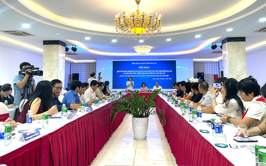 Quang cảnh hội nghị. Ảnh: Lam Nguyên f29af6eab0d63d8864c7.jpg
