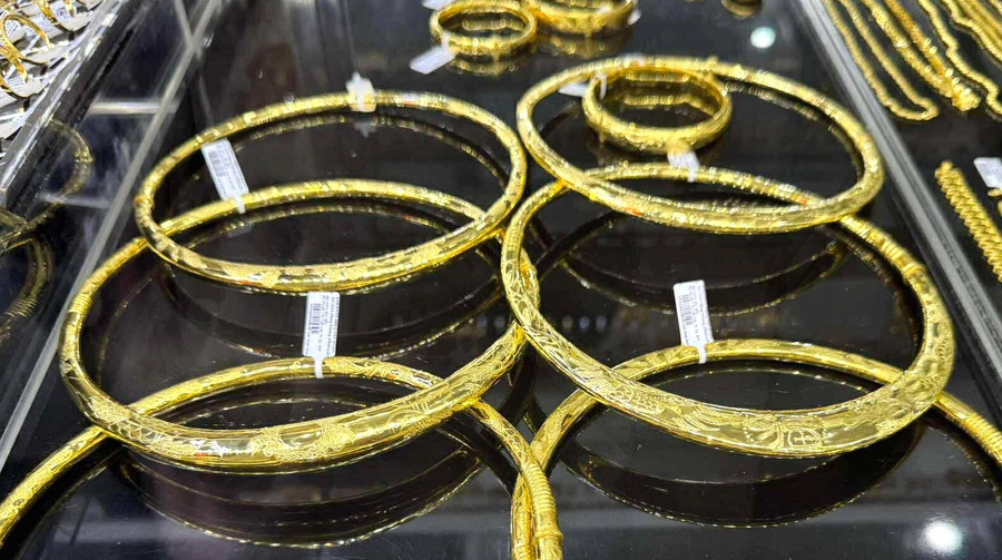 Giá vàng miếng và vàng nhẫn hôm nay cùng tăng vọt. Ảnh: P.V ad8d0c93-8675-45bd-993e-1889bca6e23e.jpg