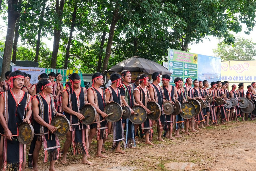 Huyện Ia Grai (cũ) là địa phương còn lưu giữ số lượng cồng chiêng nhiều nhất tỉnh Gia Lai (cũ). Ảnh: Hoàng Ngọc 2.jpg