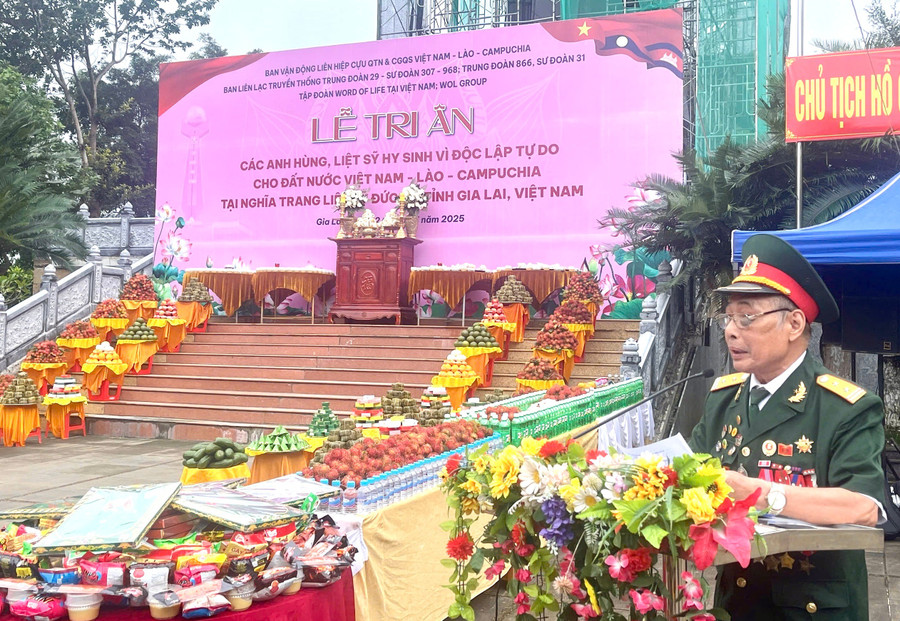 Quang cảnh buổi tri ân. Ảnh: Phương Duyên b2218b0f6768ee36b779.jpg