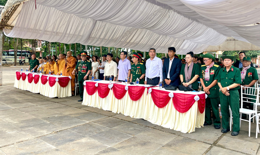 Các đại biểu tham dự chương trình. Ảnh: Lam Nguyên c1f9048355d7dc8985c6.jpg