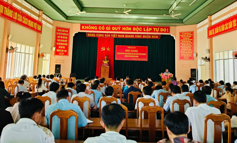 Quang cảnh hội nghị. Ảnh: Như Loan 2-2.jpg