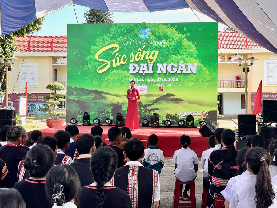 Quang cảnh sự kiện. Ảnh: Lam Nguyên bfd70e77b3ed06b35ffc-2.jpg