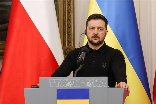 Tổng thống Ukraine Volodymyr Zelensky. Ảnh: PAP/TTXVN (Tư liệu) vna-potal-tong-thong-ukraine-neu-lai-dieu-kien-dam-phan-hoa-binh-stand.jpg