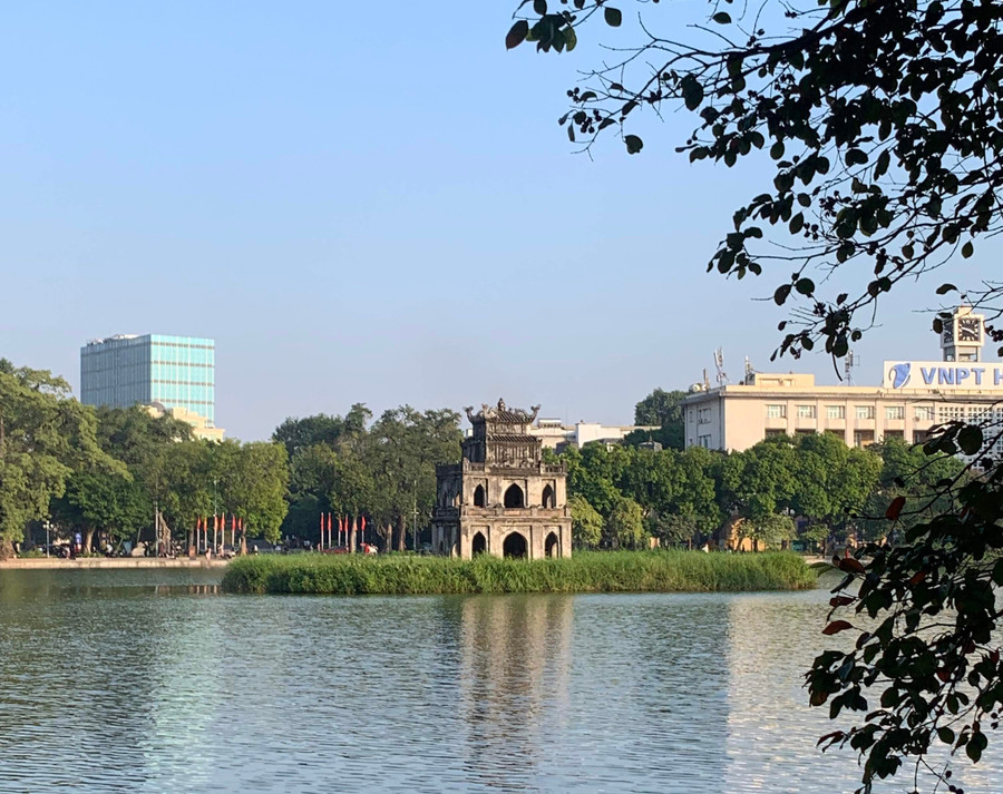 Hồ Gươm-Một biểu tượng văn hóa của thủ đô Hà Nội. Ảnh: P.V img-9120.jpg