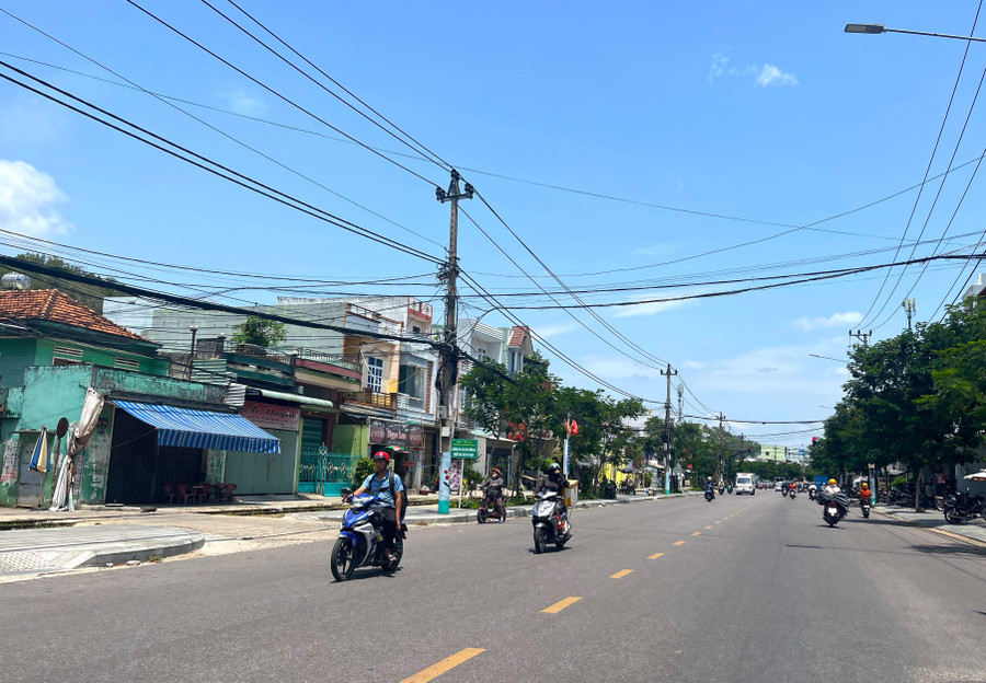 Khu vực phía Đông tỉnh Gia Lai nắng nóng với nền nhiệt có nơi trên 37 độ C. Ảnh: P.V img-4478.jpg