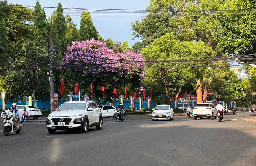 Hoàn thiện hệ thống kết cấu hạ tầng chiến lược đồng bộ, hiện đại là một trong những nhiệm vụ, giải pháp được đề ra tại Nghị quyết số 157. Ảnh: P.V img-9069.jpg