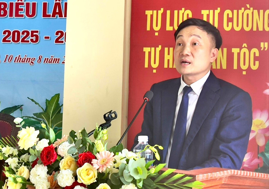 Ủy viên Ban Thường vụ Tỉnh ủy, Phó Chủ tịch UBND tỉnh Nguyễn Tuấn Anh phát biểu chỉ đạo tại Đại hội. Ảnh: Minh Phương bau-can-4.jpg