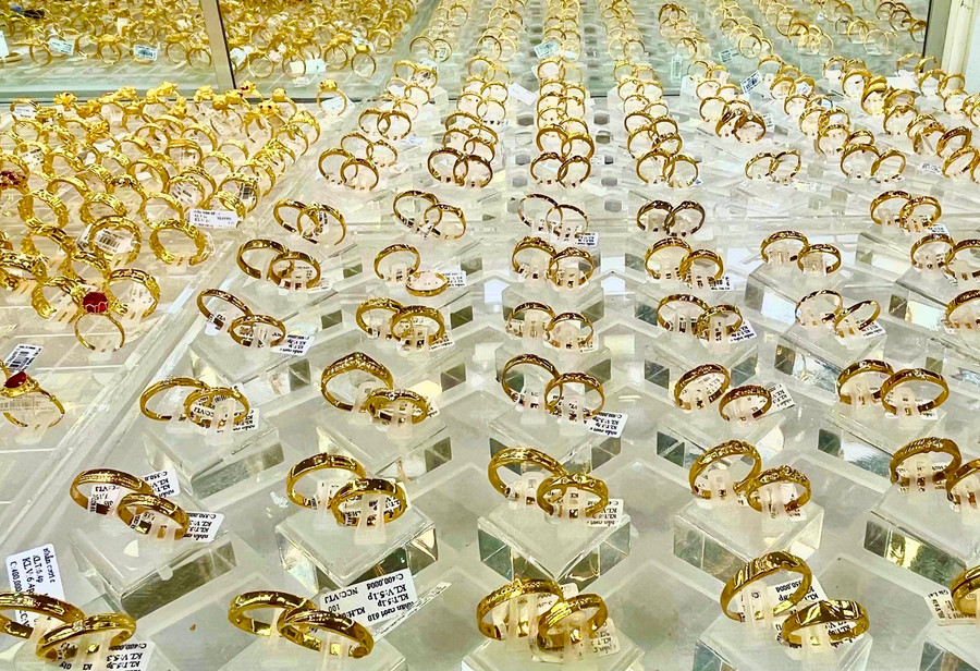 Giá vàng nhẫn ngày 27-6 giảm sâu từ 500 ngàn đồng/lượng. Ảnh: P.V img-1776.jpg