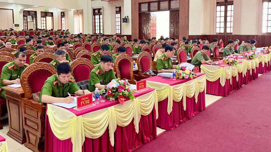 Các đại biểu tham dự hội nghị. Ảnh: Thúy Trinh toan-canh-hoi-nghi.jpg