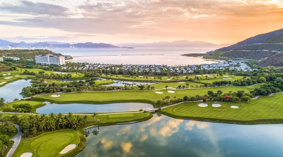 vinpearl-golf-nha-trang.jpg