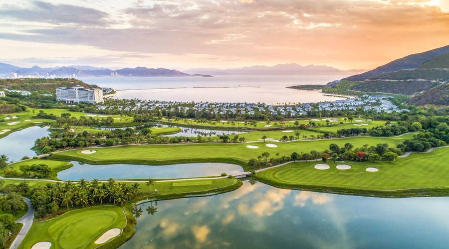 vinpearl-golf-nha-trang.jpg