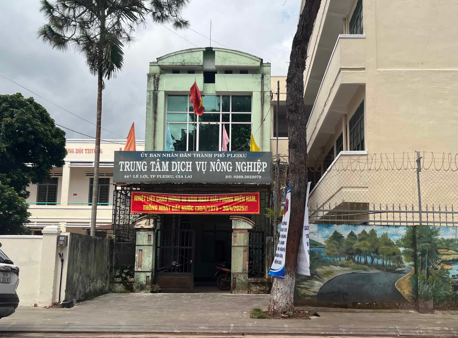 UBND tỉnh quyết định chuyển các Trung tâm Dịch vụ nông nghiệp trực thuộc UBND cấp huyện và tổ chức lại thành lập 8 Trạm Trồng trọt và Bảo vệ thực vật khu vực. Ảnh: P.V img-2751.jpg