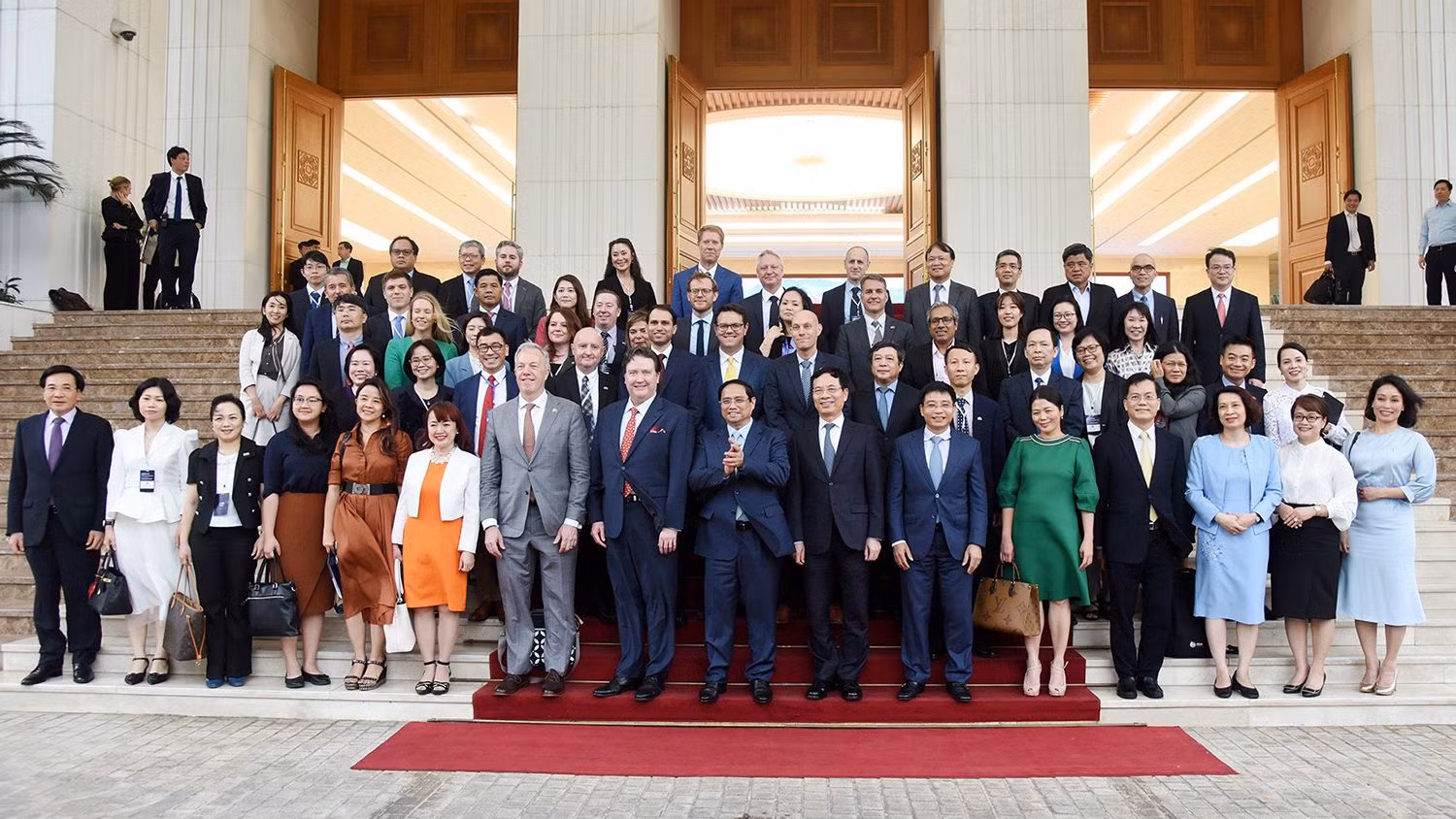 Thủ tướng Phạm Minh Chính tiếp đoàn doanh nghiệp của Hội đồng Kinh doanh Hoa Kỳ-ASEAN (USABC), ngày 22/3/2023. (Ảnh: TTXVN)