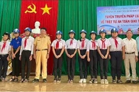 Tuyên truyền ATGT cho gần 400 đoàn viên, học sinh