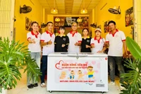 Tủ sữa mẹ miễn phí của người đàn ông ở Tây Nguyên